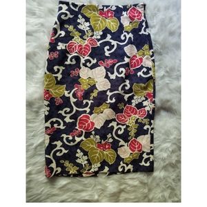 Zara Floral Vine Print Pencil Skirt